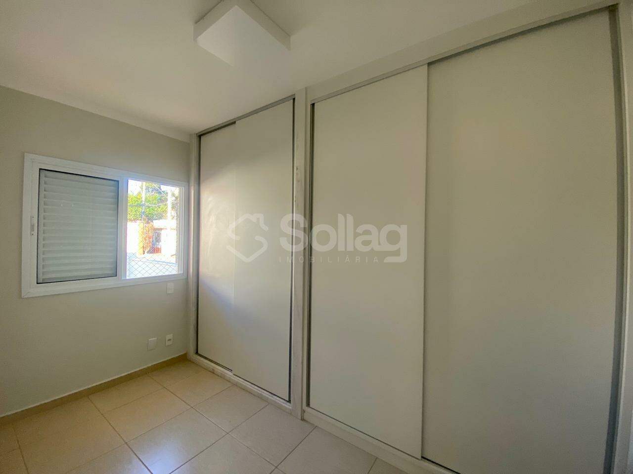 Casa em condomínio para aluguel no Pinheirinho: