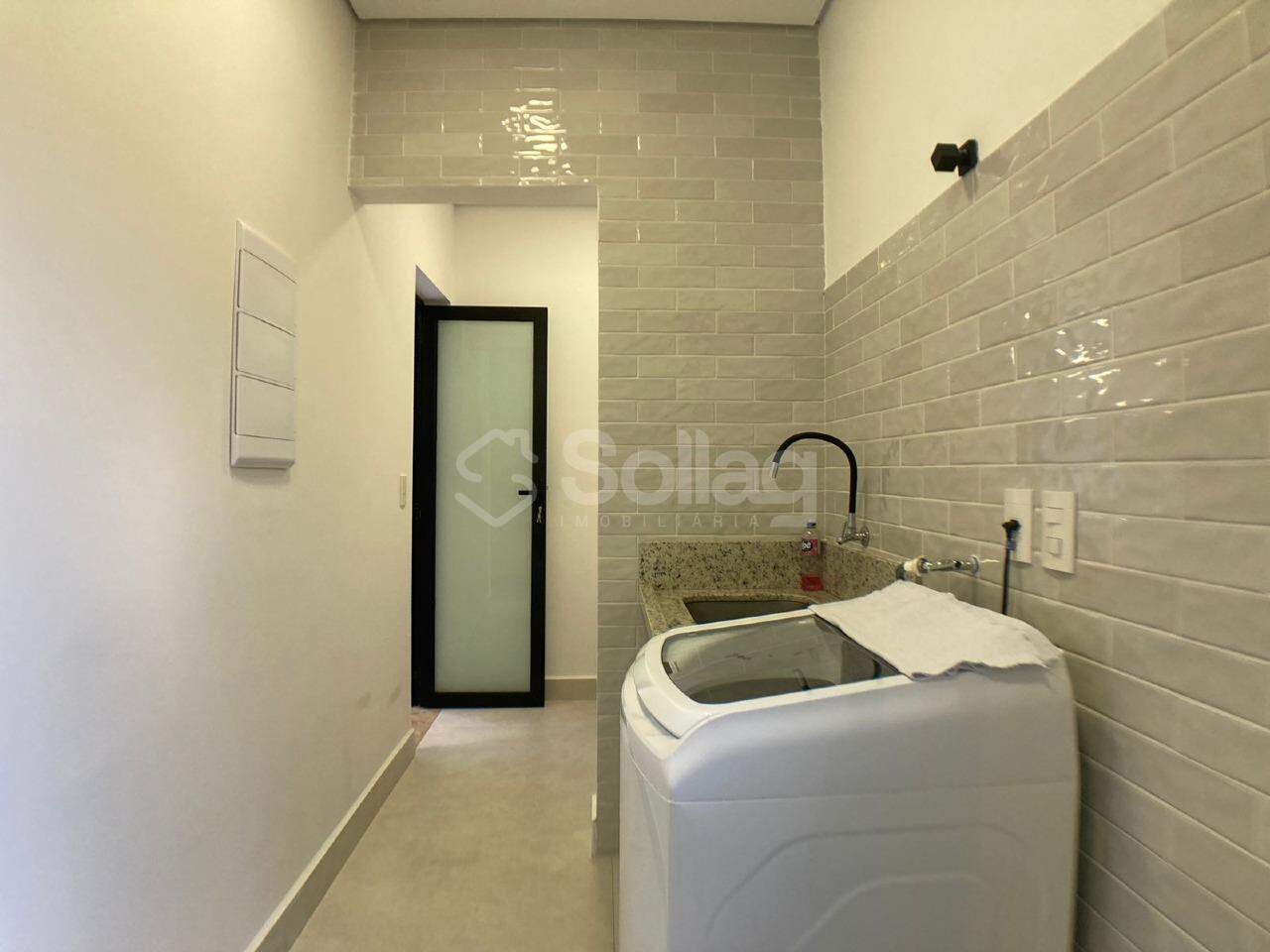 Casa à venda no Pinheirinho: 