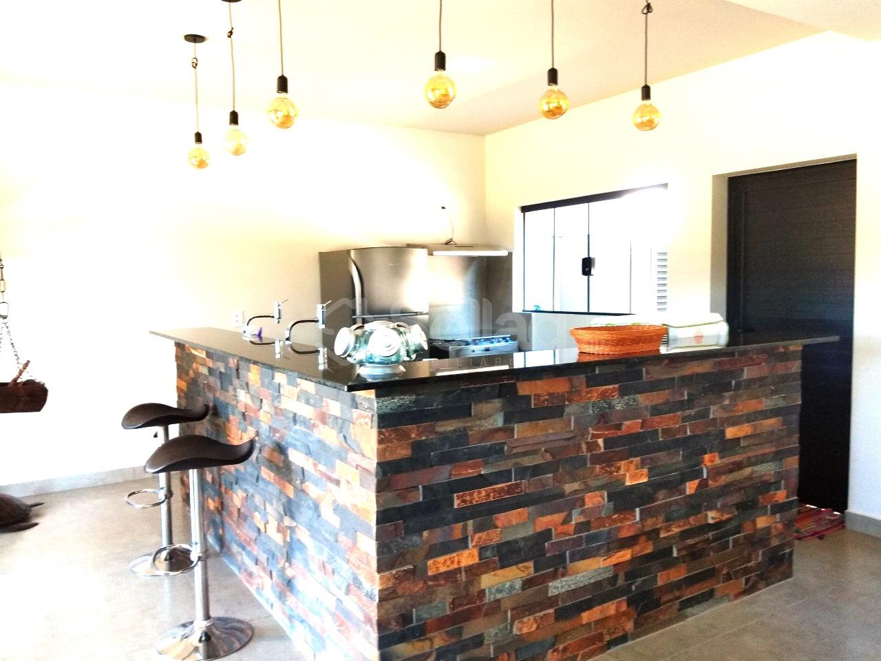 Casa em condomínio à venda no Condomínio Chácaras do Lago: 