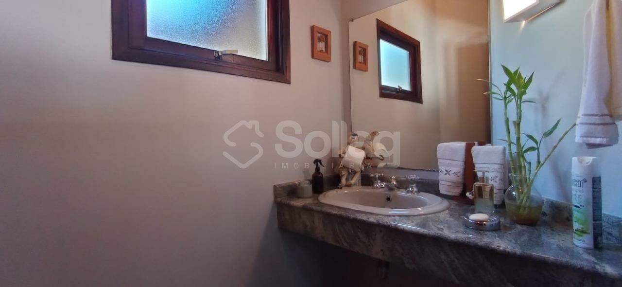 Casa em condomínio à venda no Condomínio Vale da Santa Fé: 