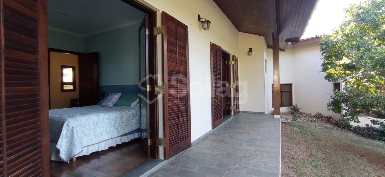 Casa em condomínio à venda no Condomínio Vale da Santa Fé: 