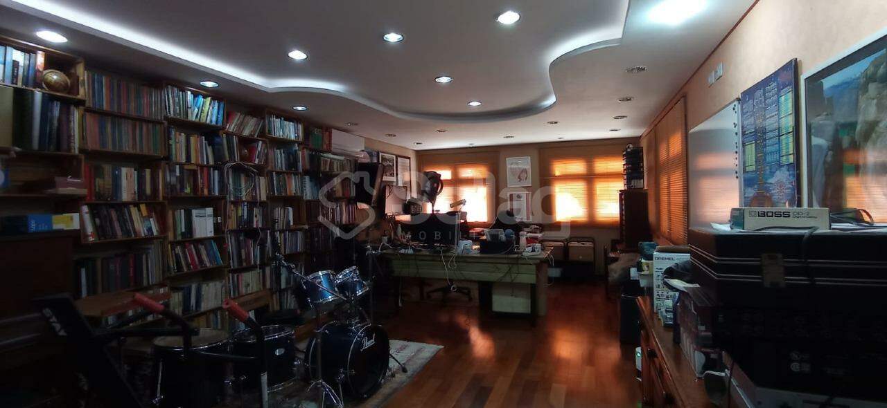 Casa em condomínio à venda no Condomínio Vale da Santa Fé: 