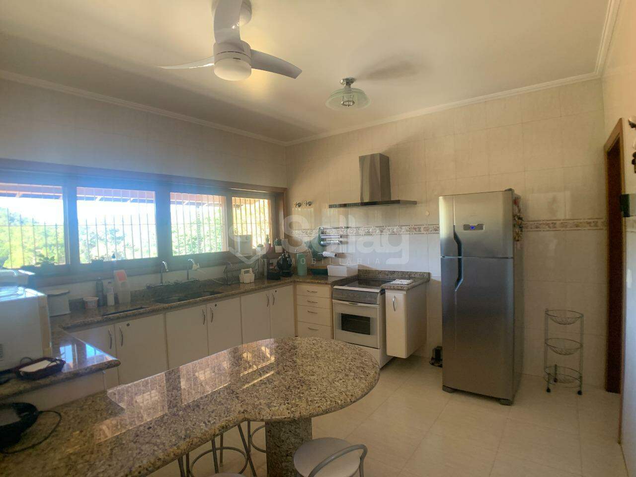 Casa em condomínio à venda no Condomínio Chácaras do Lago: 