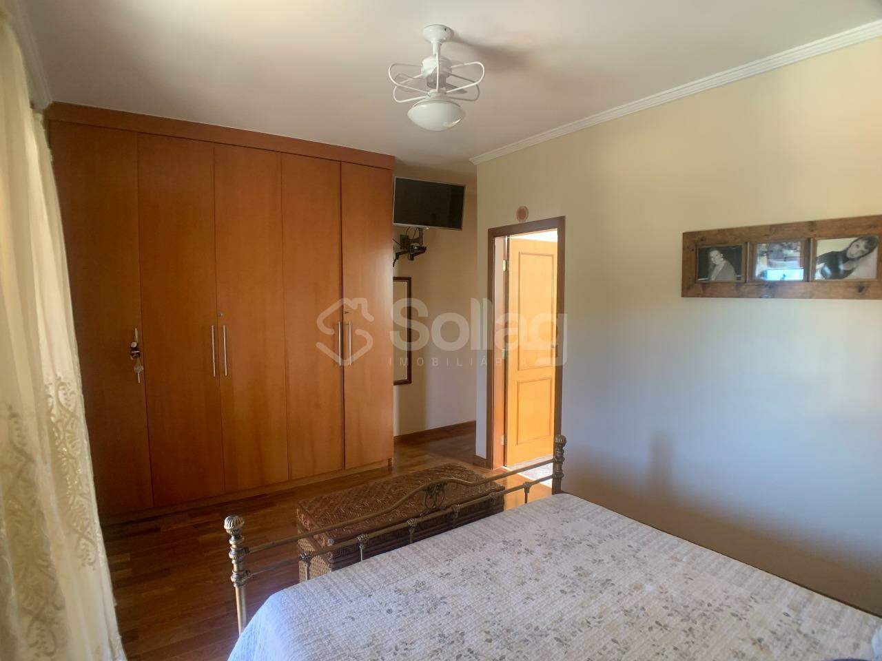 Casa em condomínio à venda no Condomínio Chácaras do Lago: 