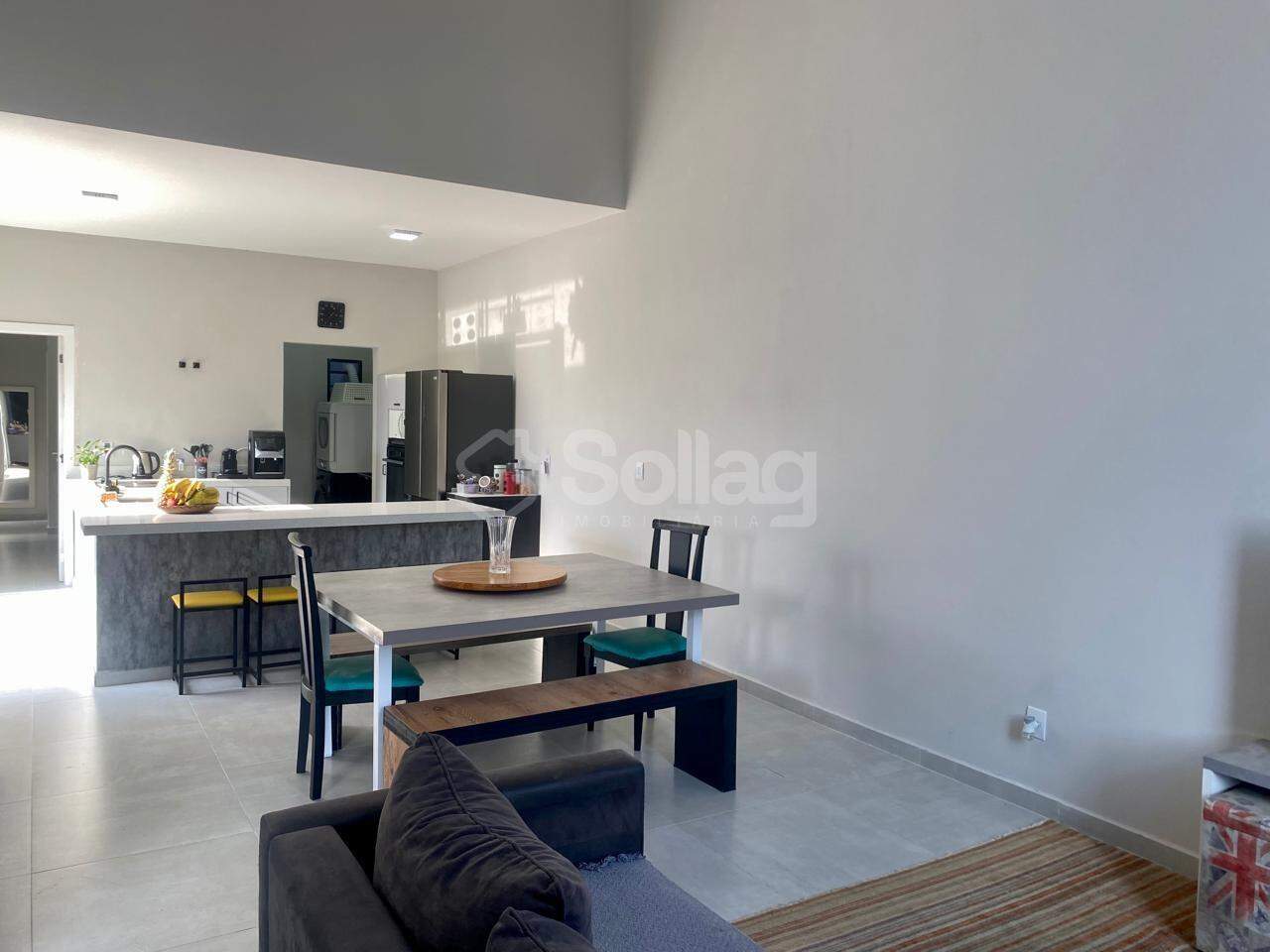 Casa à venda no Pinheirinho: