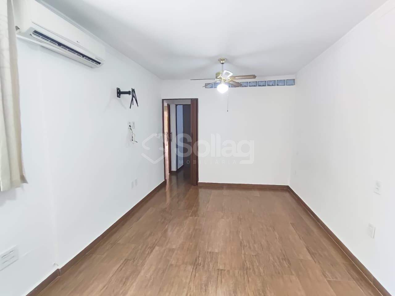 Casa para aluguel no João XXIII: 