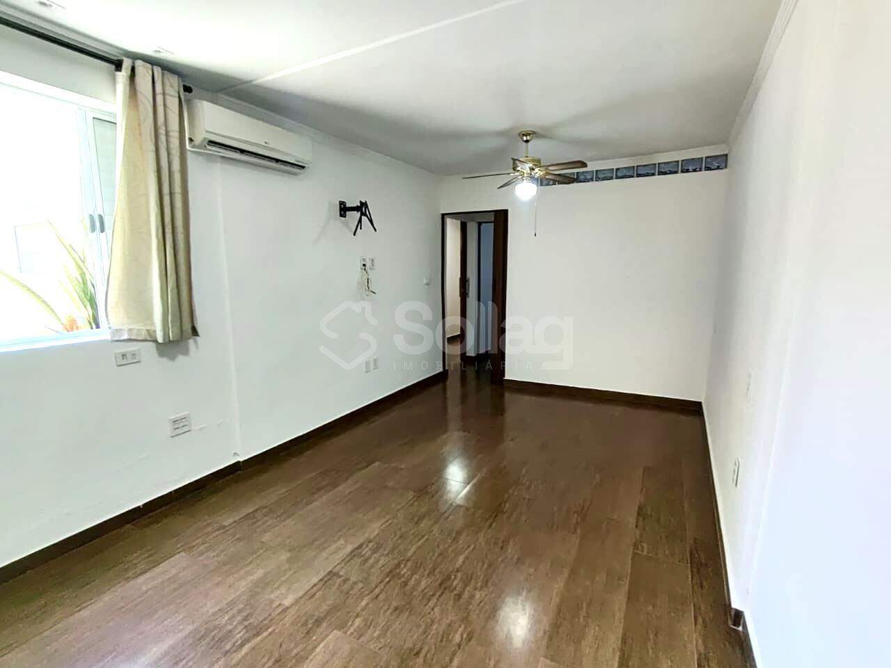 Casa para aluguel no João XXIII: 