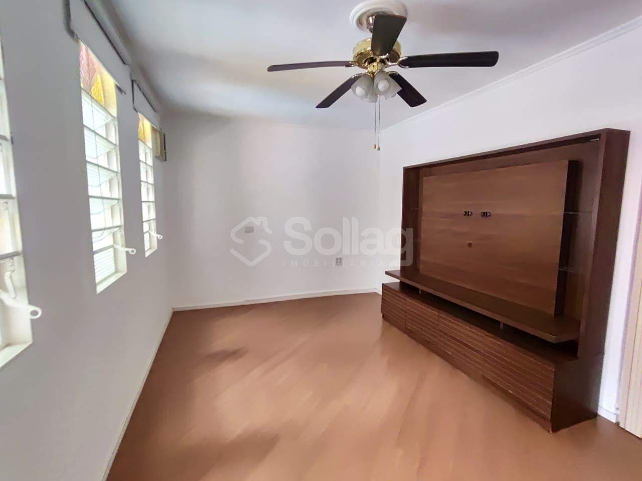 Casa para aluguel no João XXIII: 