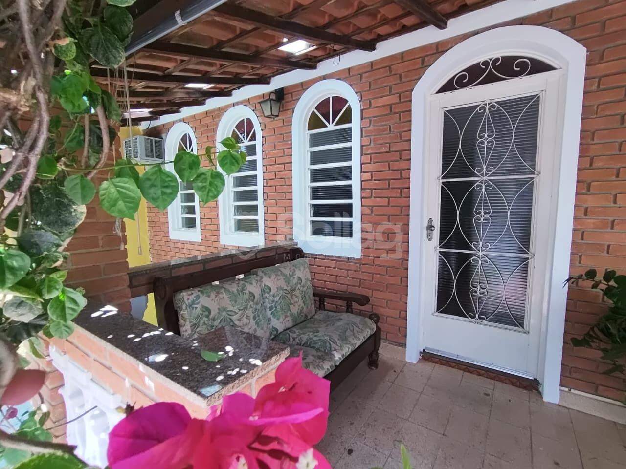 Casa para aluguel no João XXIII: 