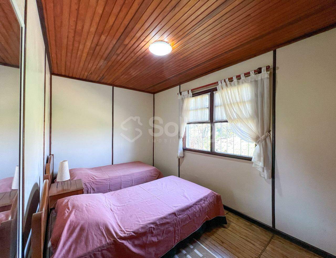 Casa em condomínio à venda no Condomínio Vale da Santa Fé: