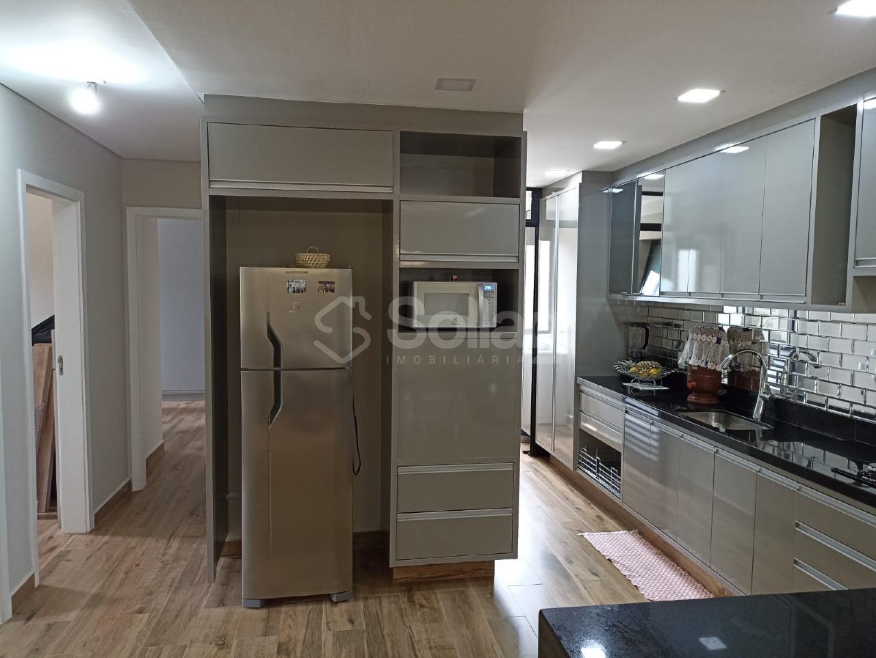 Apartamento à venda no Vista Alegre: 