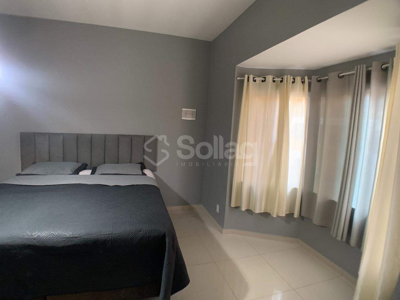 Casa à venda no Arataba II: