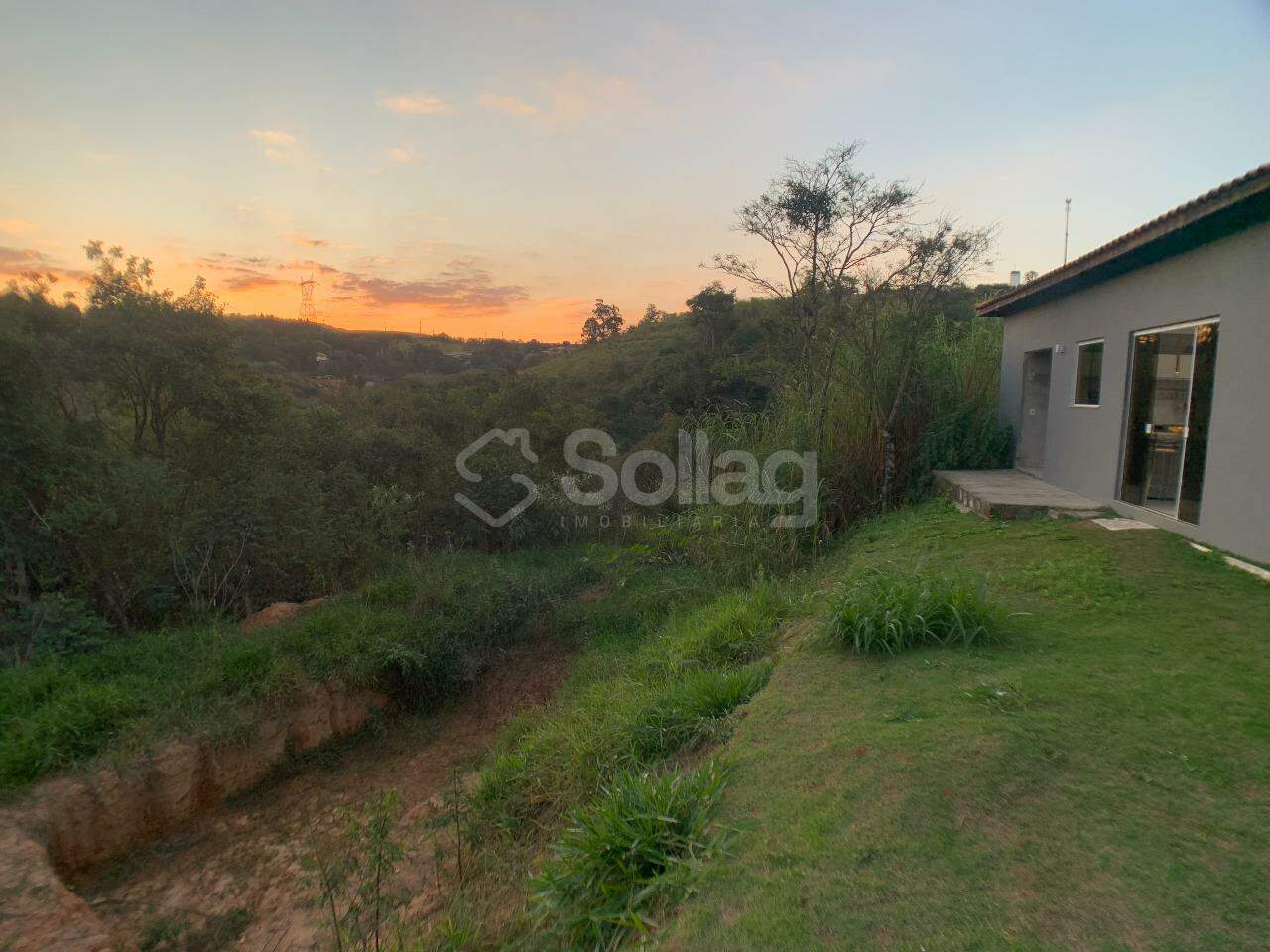 Casa à venda no Arataba II: