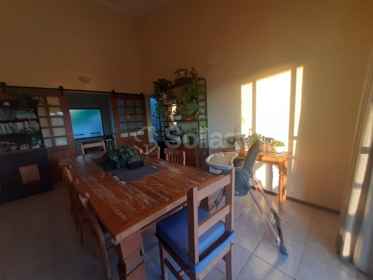 Casa em condomínio à venda no Condomínio Bosques de Grevílea: 