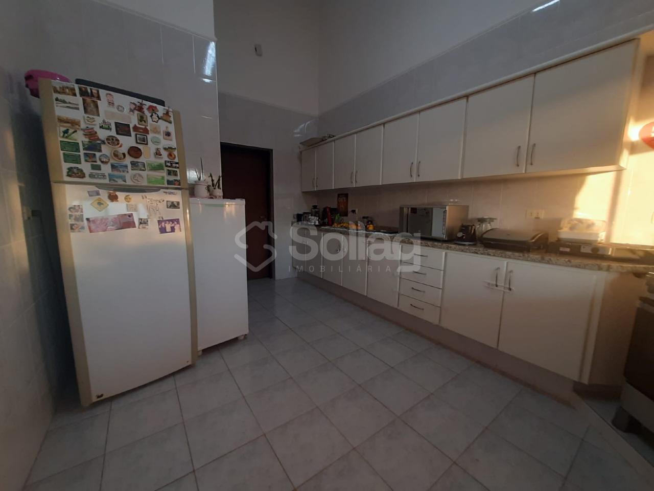 Casa em condomínio à venda no Condomínio Bosques de Grevílea: 