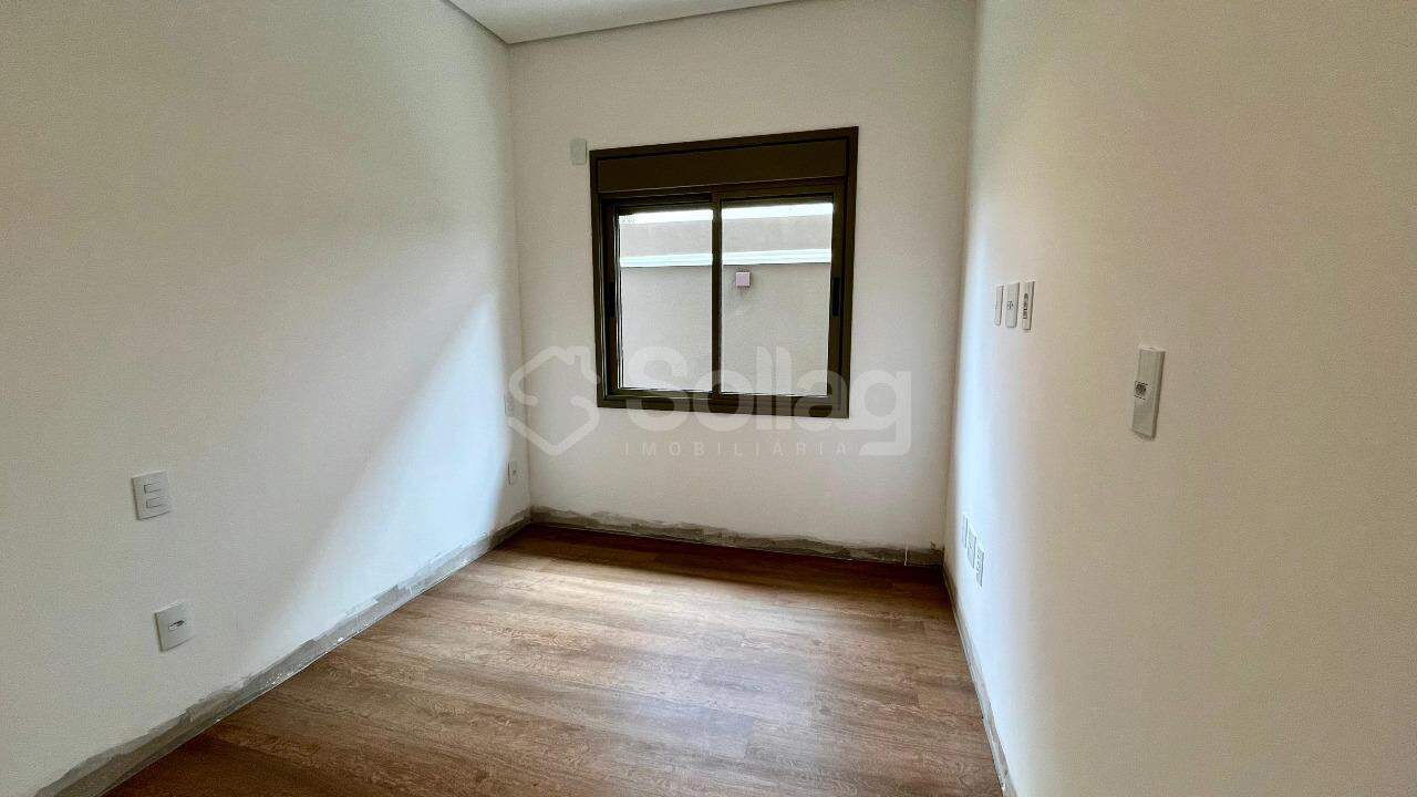 Casa em condomínio à venda no Residencial Portal do Bosque: 