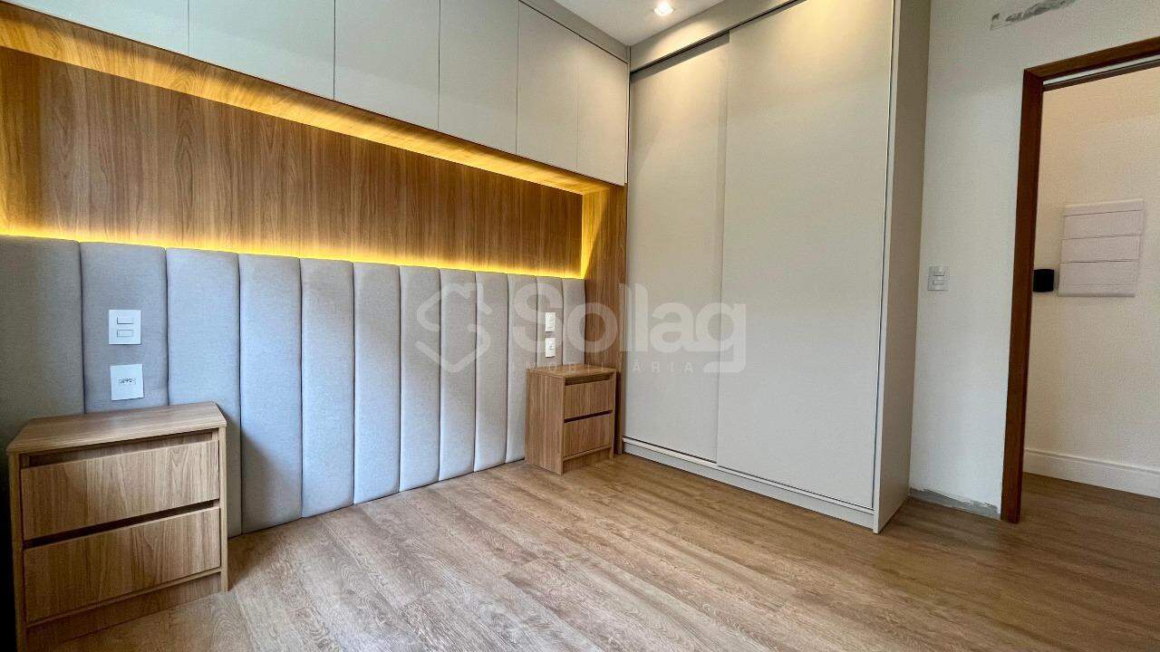 Casa em condomínio à venda no Residencial Portal do Bosque: 