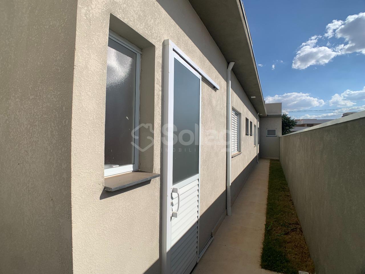 Casa em condomínio à venda no Condomínio Villa do Sol: 