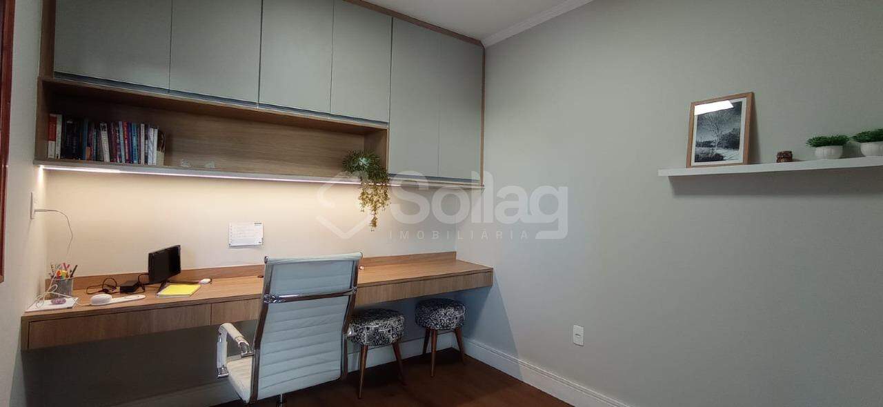 Casa em condomínio à venda no Condomínio Vivenda das Vinhas: