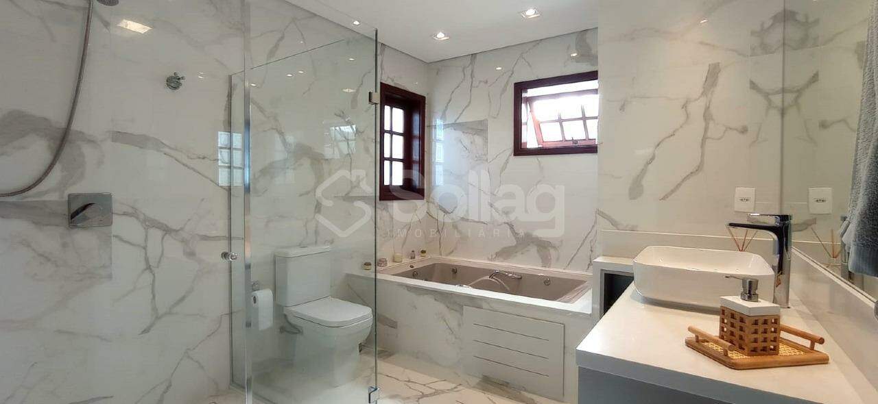 Casa em condomínio à venda no Condomínio Vivenda das Vinhas: