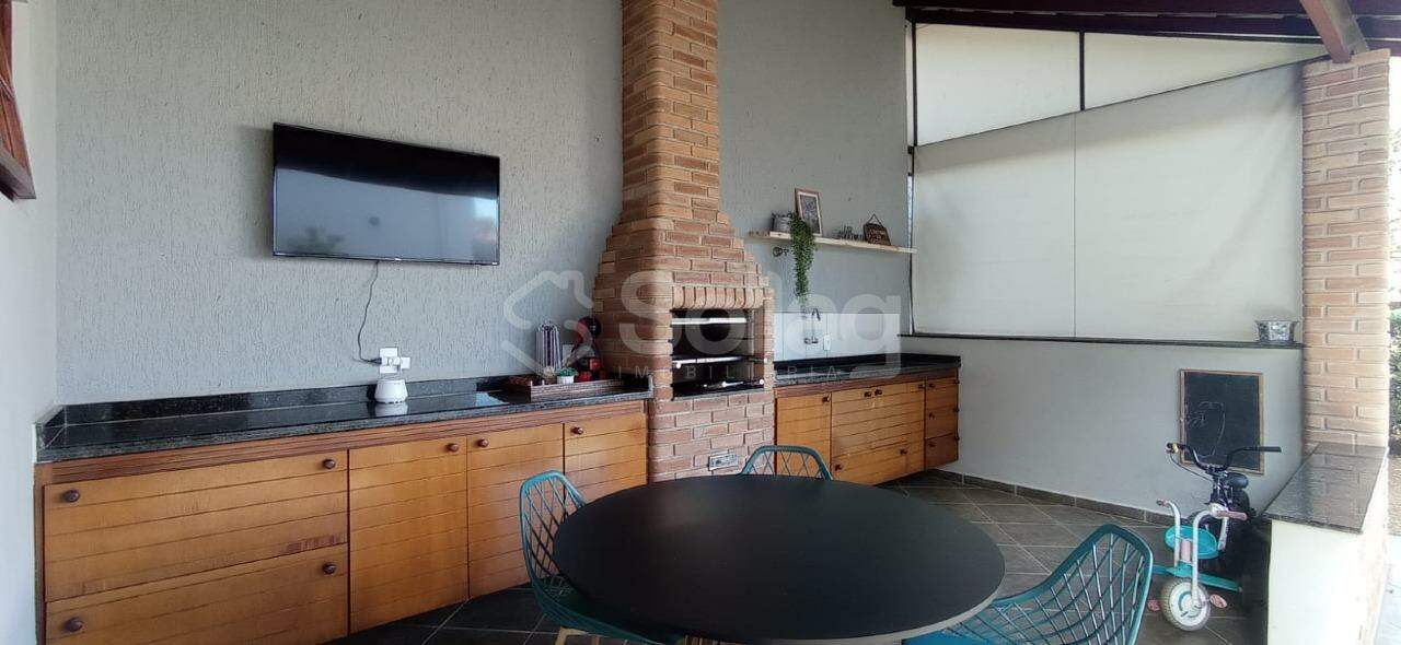 Casa em condomínio à venda no Condomínio Vivenda das Vinhas:
