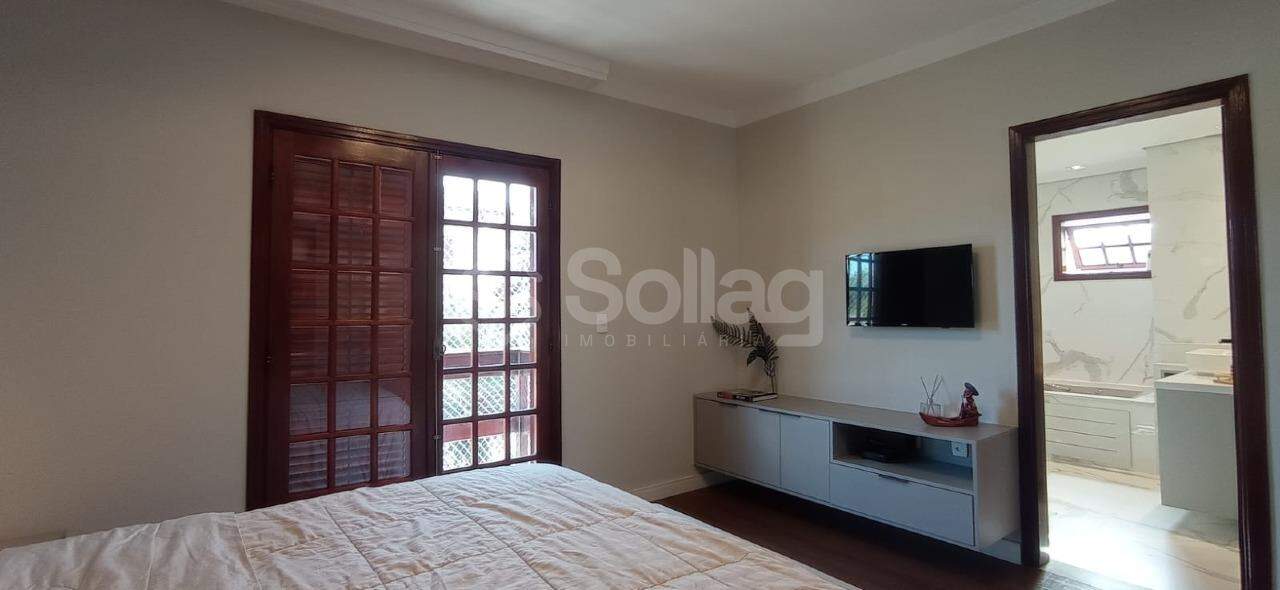 Casa em condomínio à venda no Condomínio Vivenda das Vinhas: