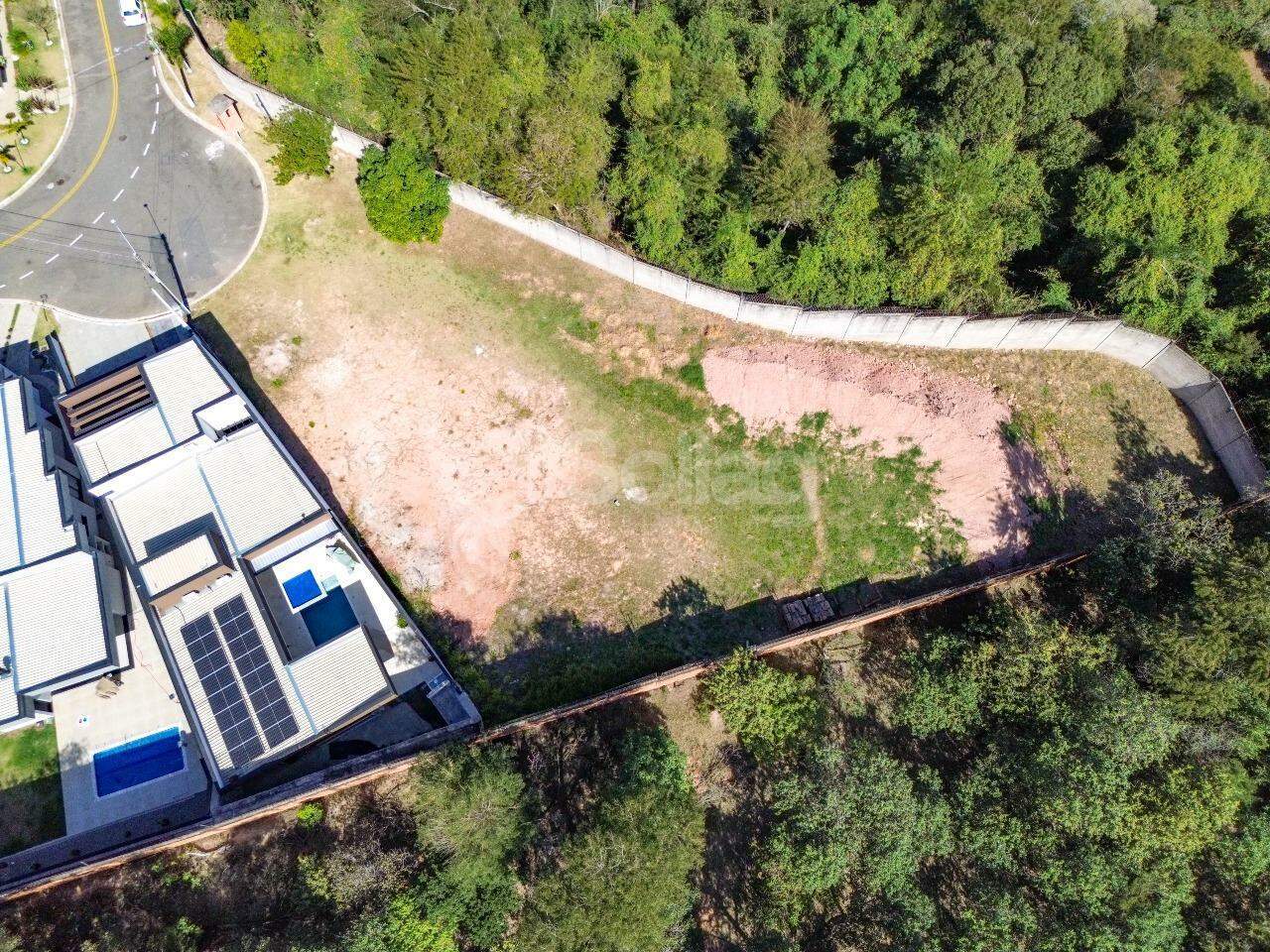 Terreno em condomínio à venda no Condomínio Bosque dos Cambarás: 