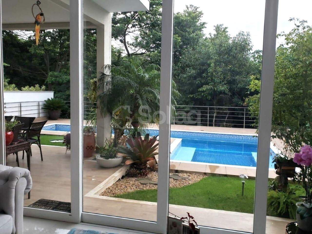 Casa em condomínio à venda no Condomínio Recanto dos Paturis: 
