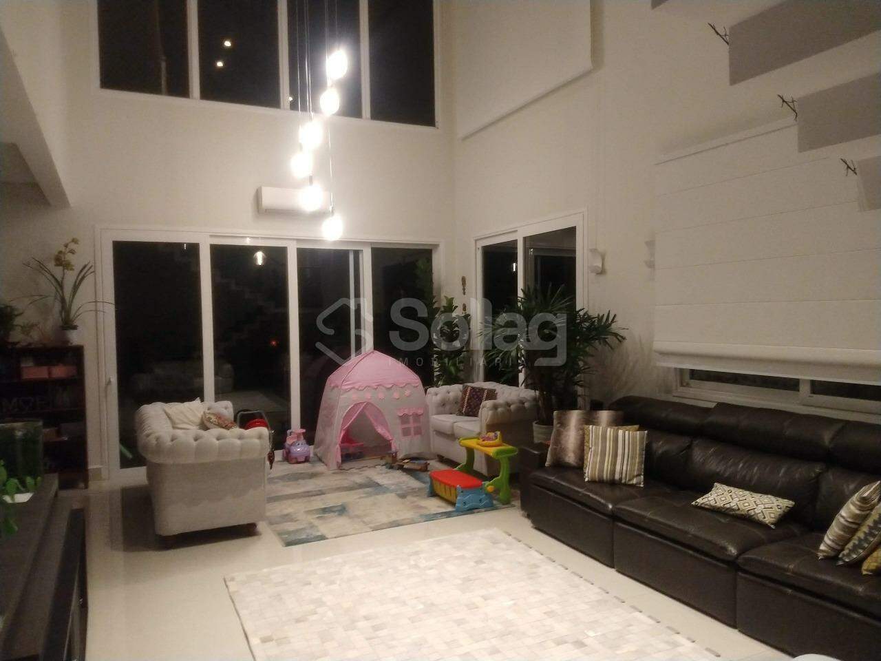 Casa em condomínio à venda no Condomínio Recanto dos Paturis: 