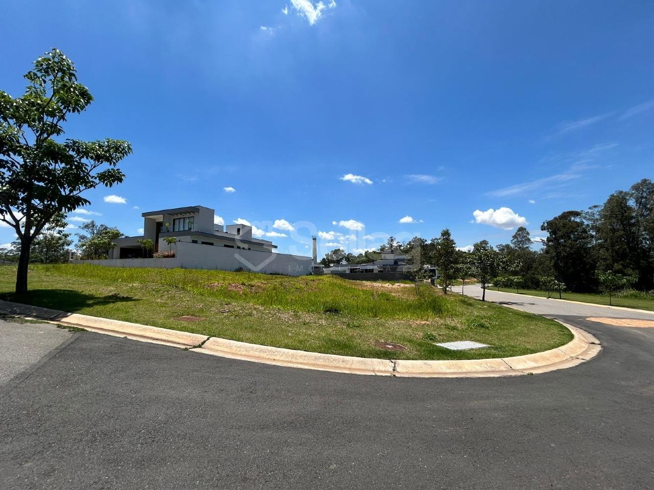 Terreno em condomínio à venda no Santa Cândida: 