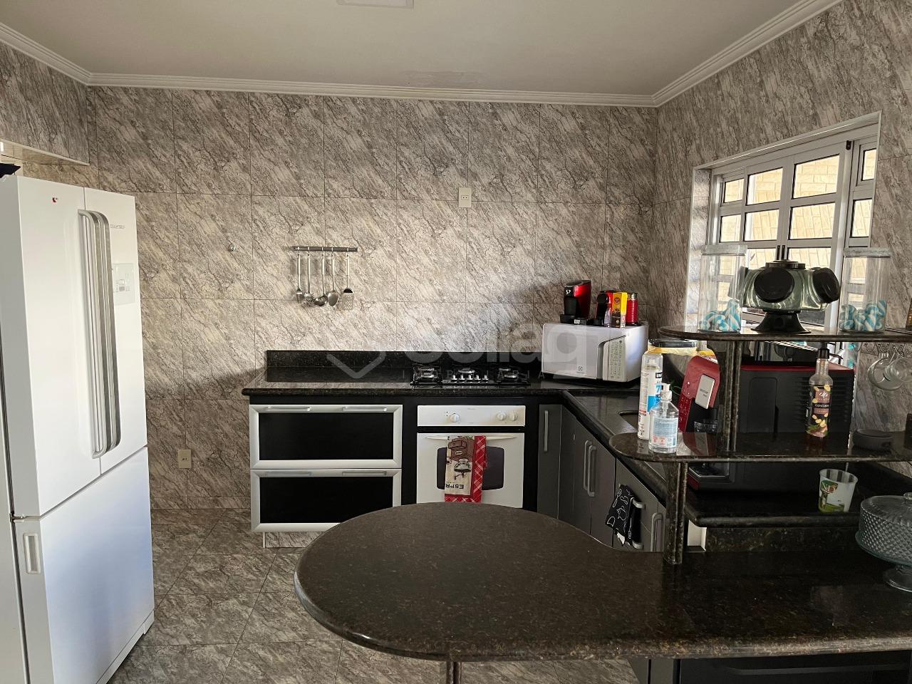 Casa em condomínio à venda no Condominio Villagio Di Fiori: 