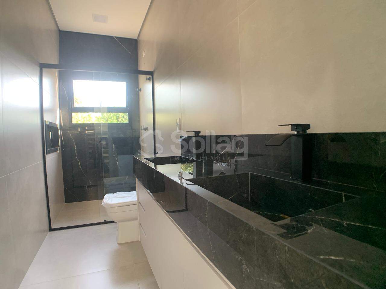 Casa em condomínio à venda no Condomínio Portal do Jequitibá: 