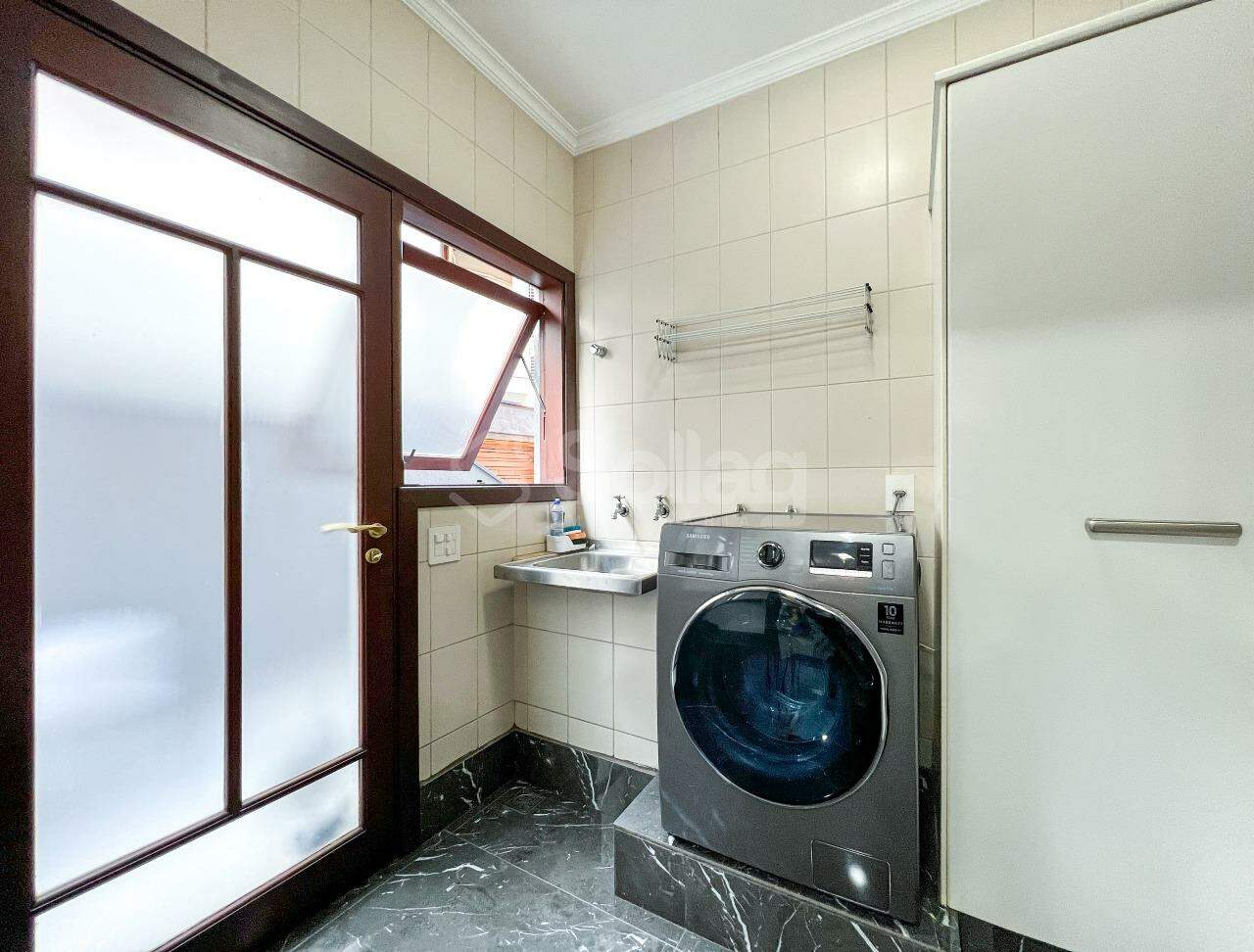 Casa em condomínio à venda no Condomínio Reserva Colonial: 