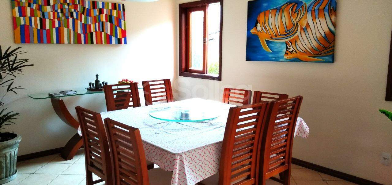 Casa em condomínio à venda no Condomínio Jardim Paulista I: 