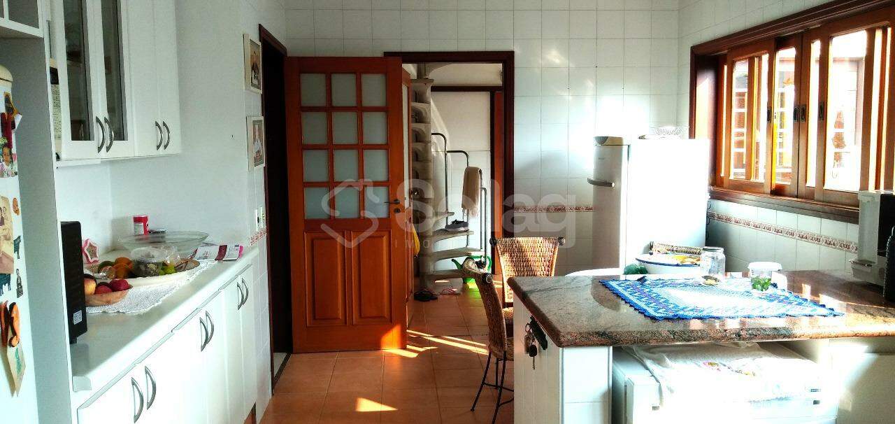 Casa em condomínio à venda no Condomínio Jardim Paulista I: 