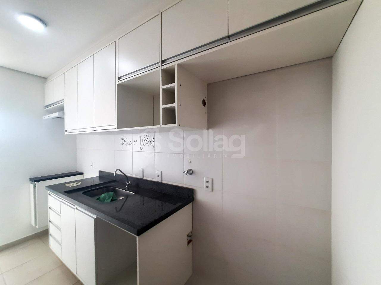 Apartamento para aluguel no Centro: 