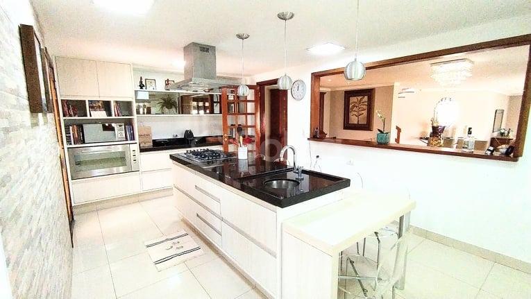 Casa em condomínio à venda no Condomínio Estância Marambaia: 