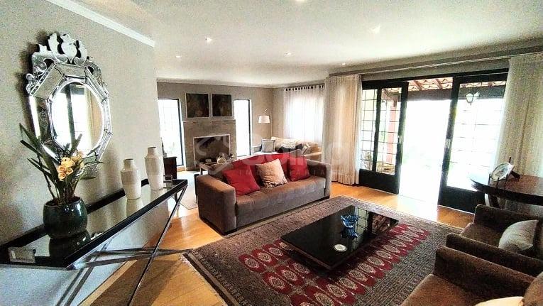 Casa em condomínio à venda no Condomínio Estância Marambaia: 