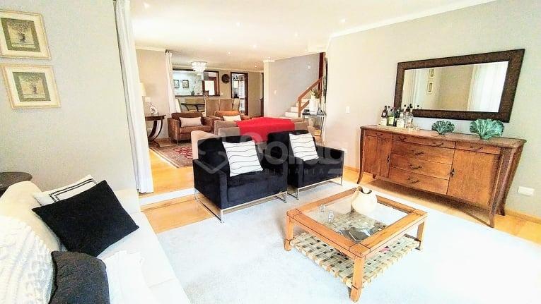 Casa em condomínio à venda no Condomínio Estância Marambaia: 