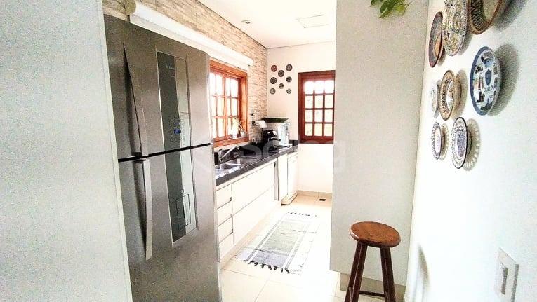 Casa em condomínio à venda no Condomínio Estância Marambaia: 