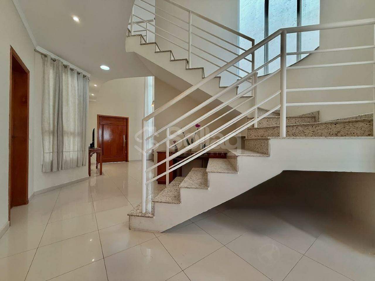 Casa em condomínio à venda no Condomínio Vivenda das Cerejeiras: 