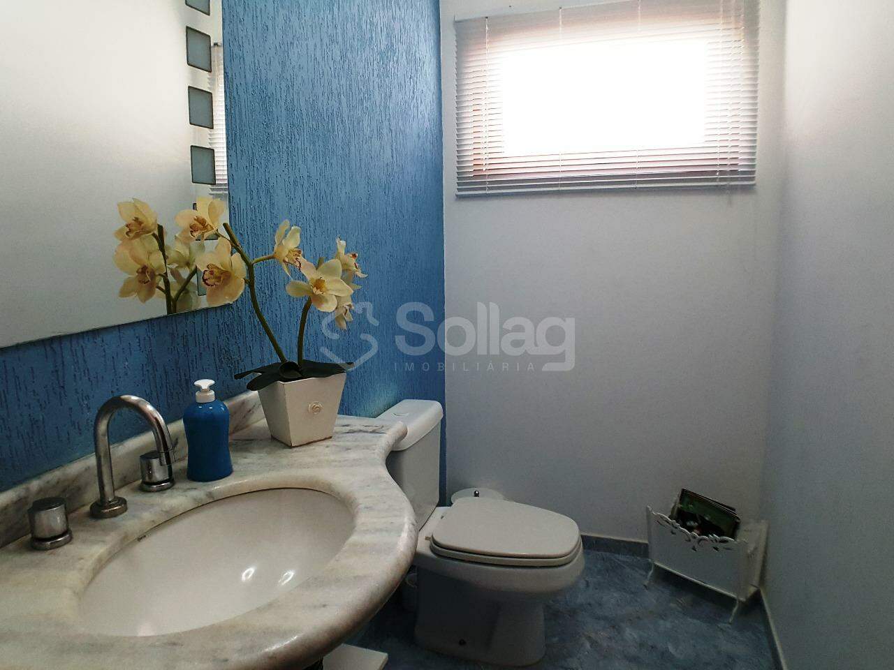 Casa em condomínio à venda no Condomínio Recanto dos Paturis: