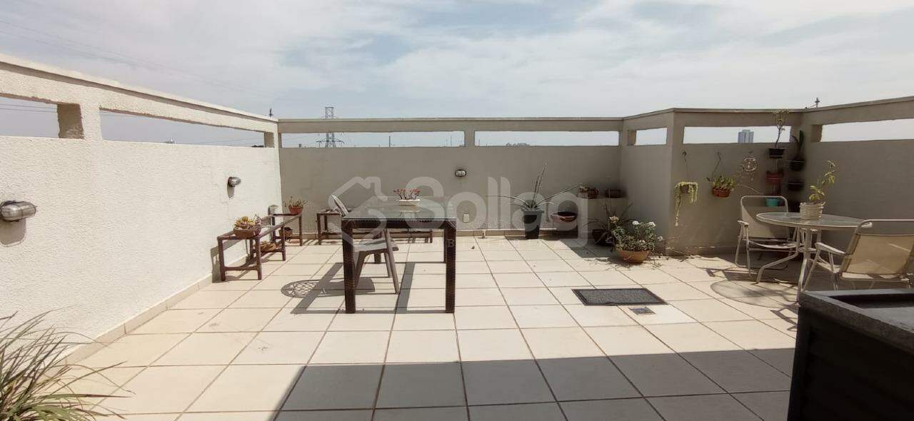 Apartamento à venda no Jardim Santa Rosa: 