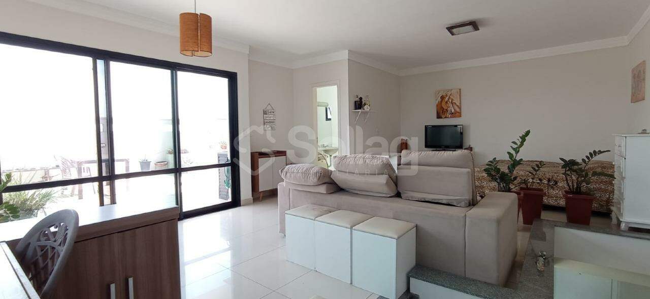 Apartamento à venda no Jardim Santa Rosa: 