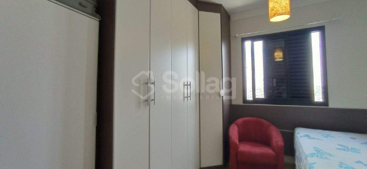 Apartamento à venda no Jardim Santa Rosa: 