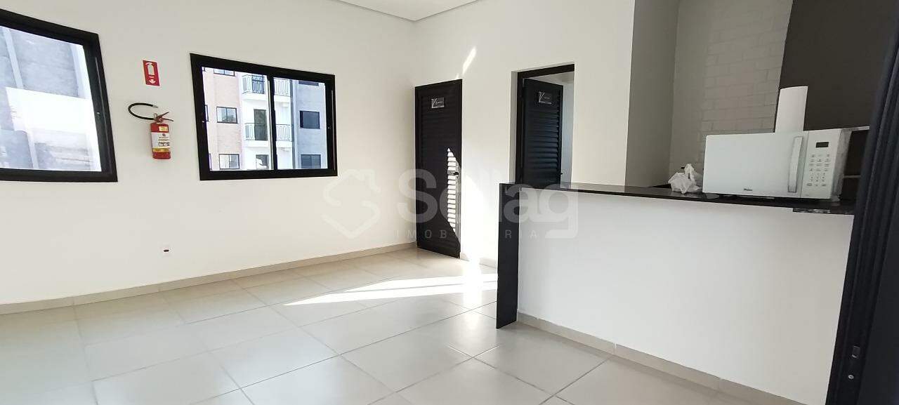 Apartamento para aluguel no Pinheirinho: 