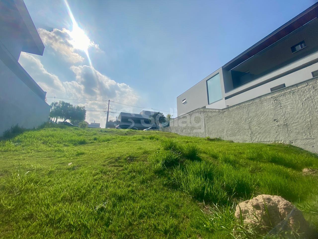 Terreno em condomínio à venda no Loteamento Reserva das Palmeiras: