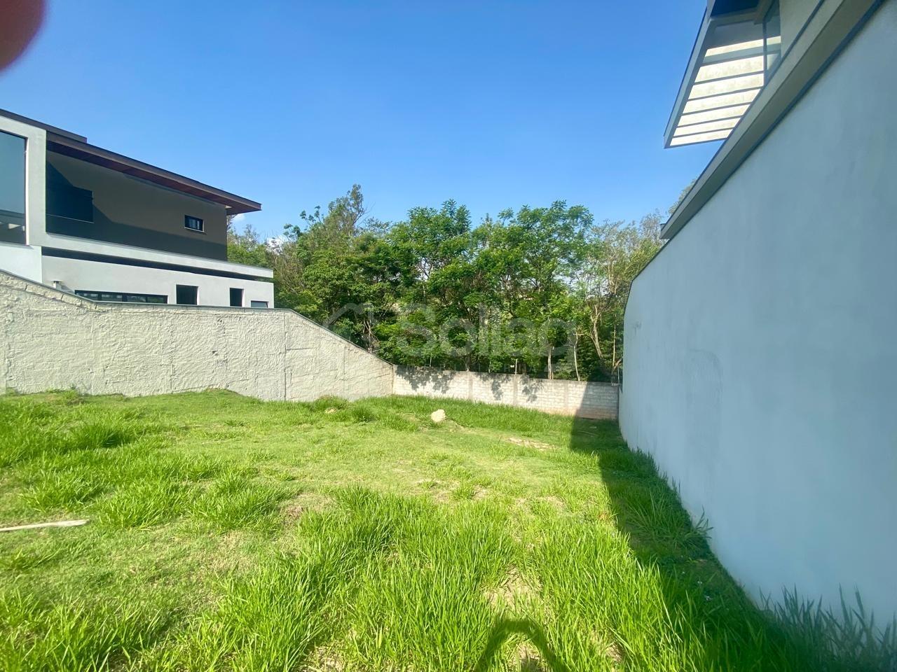 Terreno em condomínio à venda no Loteamento Reserva das Palmeiras: