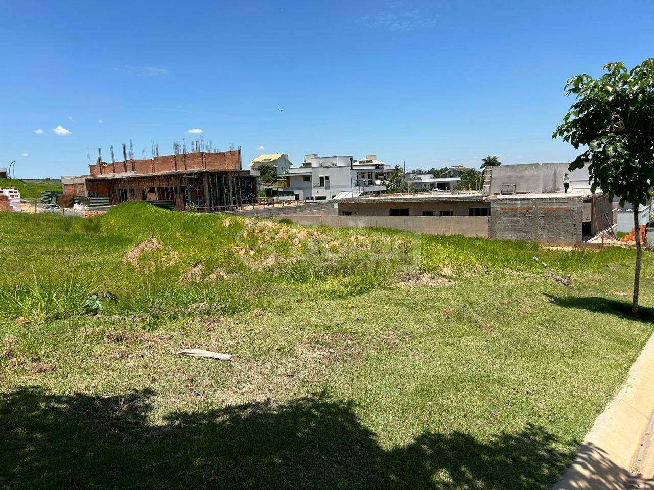 Terreno em condomínio à venda no Residencial Arboretum: 