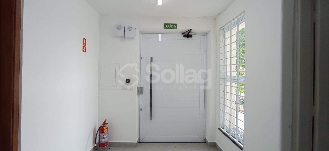 Sala para aluguel no Centro: 